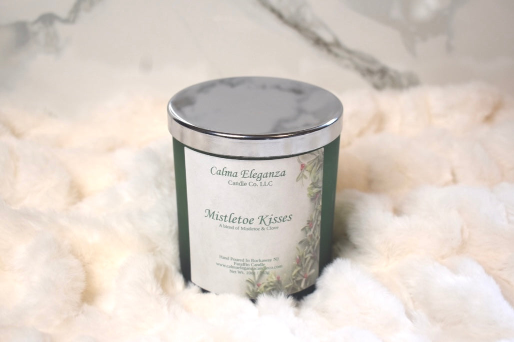 Mistletoe Kisses Christmas Candle-Berries, Pine, & Clove